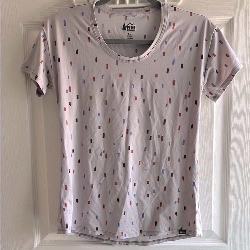 REI Co-op Sahara short-sleeve T-shirt - like new